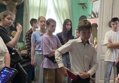 Гости из Усть-Донецкого посетили музей В.А. Закруткина
