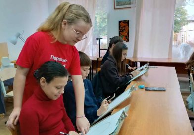 В преддверии замечательного праздника – Дня отца в России, в первичном отделении Движения Первых Семикаракорской детской школы искусств прошли сразу несколько событий